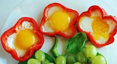 میز صبحانه را برای مهمان تزیین کنید