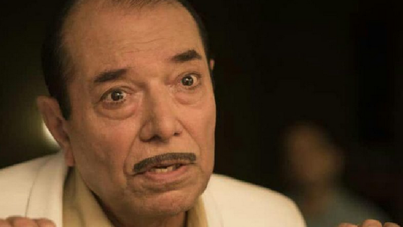 علی نصیریان در فیلم مسخره باز