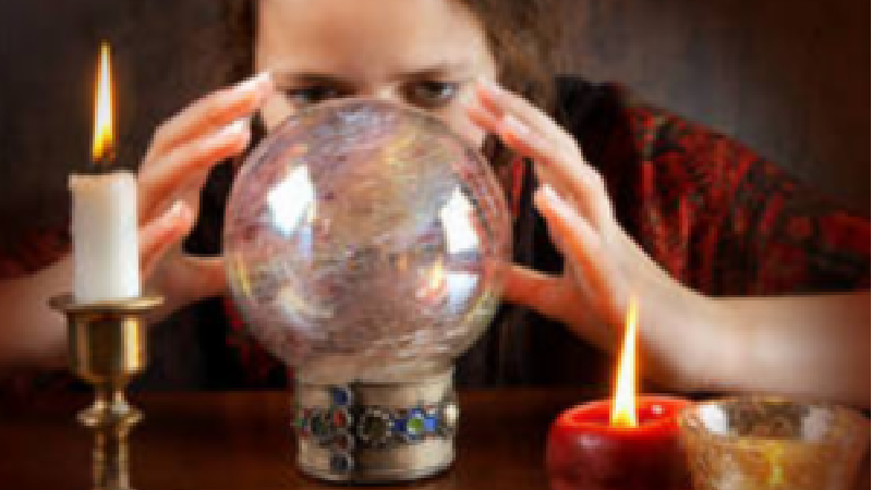 مصاحبه خواندنی با یک زن فالگیر