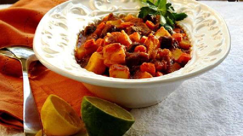 دستور پخت کامل خورشت کدو حلوایی با مرغ یا گوشت