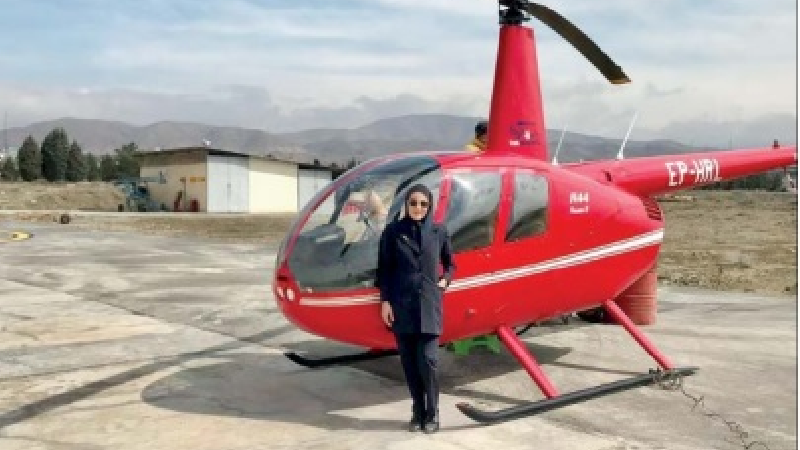 سمیرا شبانی، اولین زن خلبانی كه با هلیكوپتر پرواز کرد