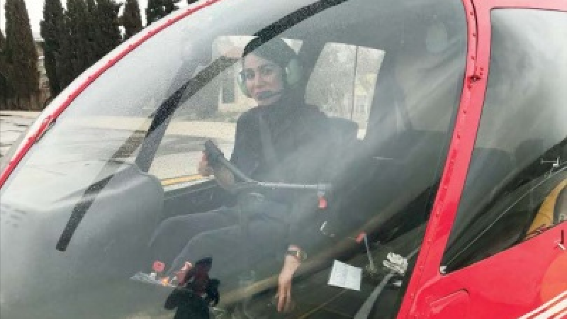 سمیرا شبانی، اولین زن خلبانی كه با هلیكوپتر پرواز کرد