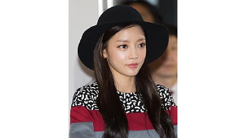 گو هارا، خواننده و بازیگر کره‌ای که خودکشی کرد