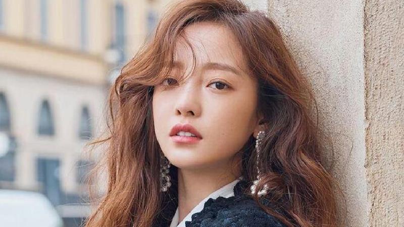 گو هارا، خواننده و بازیگر کره‌ای که خودکشی کرد