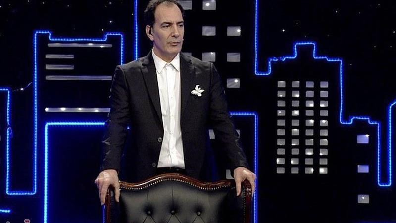 بهنام تشکر مجری مسابقه مافیا در شبکه سلامت