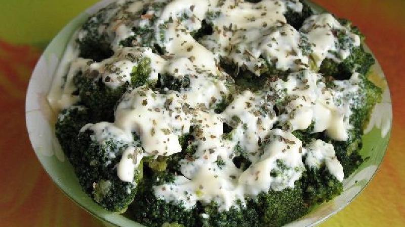 طرز تهیه سس تاهینی ؛ سس لبنانی برای چه غذاهایی مناسب است 