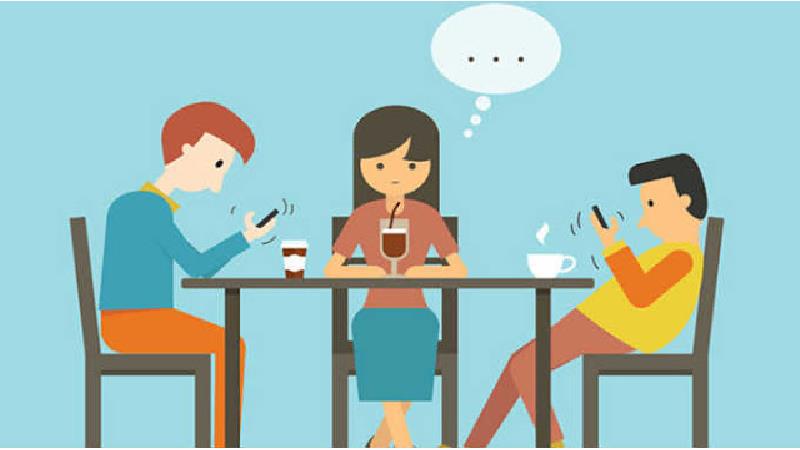 جنتلمن واقعی مد‌‌‌ام سرش د‌‌‌ر موبایل نیست