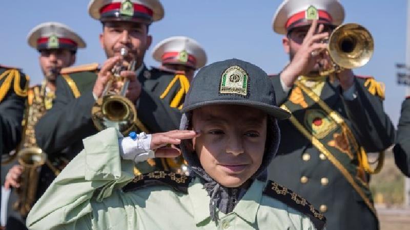 حرف‌های خواندنی دختری که آرزوی 453 نفر را بٰرآورده کرده است