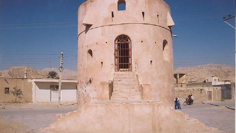 قلعه خمیر مجذوب‌تان می‌کند