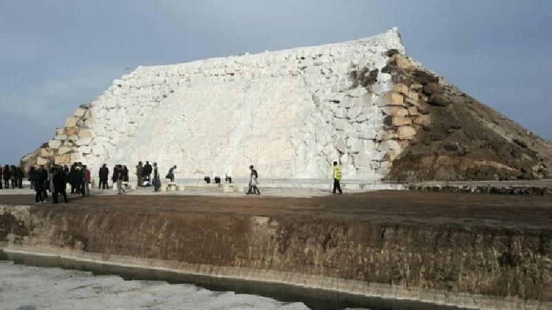 آبشار نمک خور یا دهکده نمکی پتاس