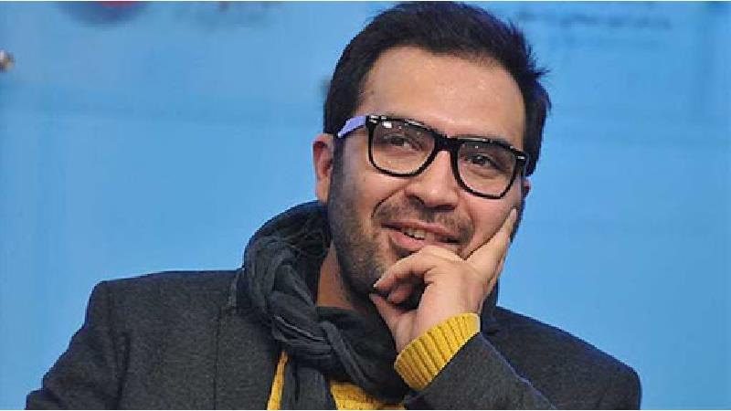 بهتاش صناعی ها کارگردان فیلم قصیده گاو سفید