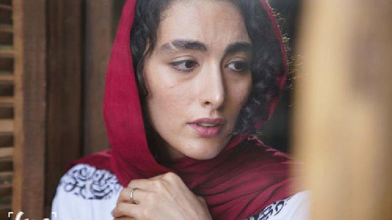 سیما بابایی در نقش هما در سریال خواب زده