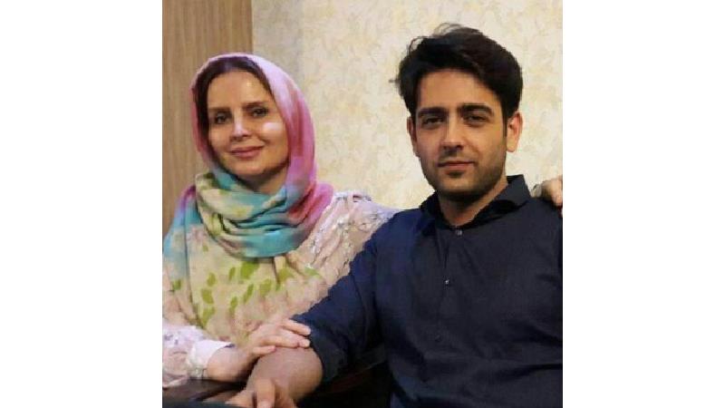 امیرحسین آرمان در کنار مادر