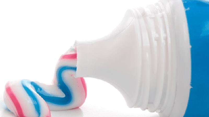 تحقیقات نشان داده با خمیر دندان می توان آکنه را درمان کرد