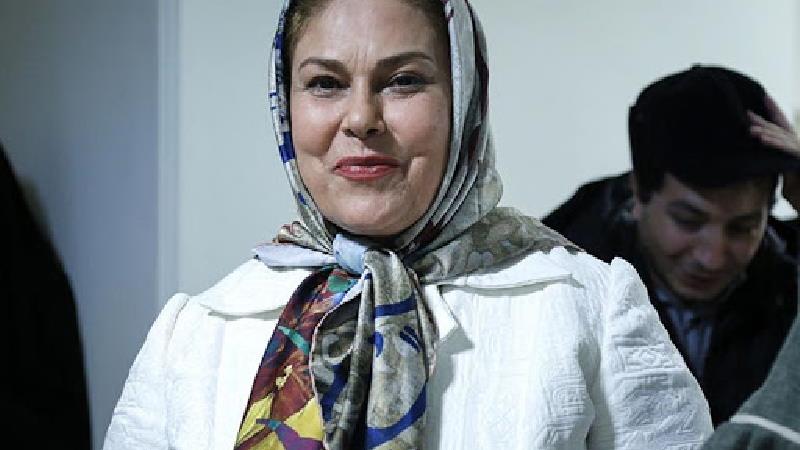 مهرانه مهین ترابی درباره زندگی اش توضیح می دهد