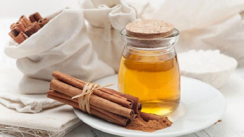 ترکیسب عسل و دارچین چه خاصیتی دارد