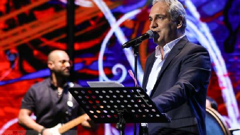 عکسی از مهران مدیری در کنسرت