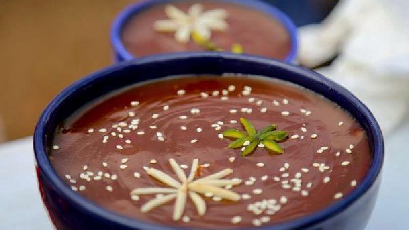 سمنو و دیگر خوراکی های سفره هفت سین نماد چه هستند