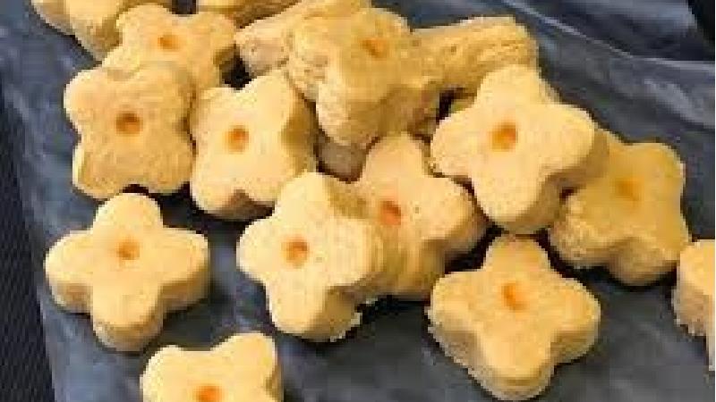 آموزش پخت شیرینی نخودچی در خانه