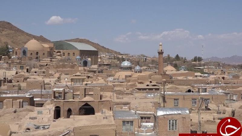 نمایی از شهر ندوشن در استان یزد