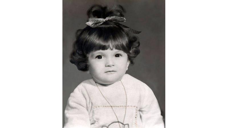 عکسی از کودکی ژیلا صادقی