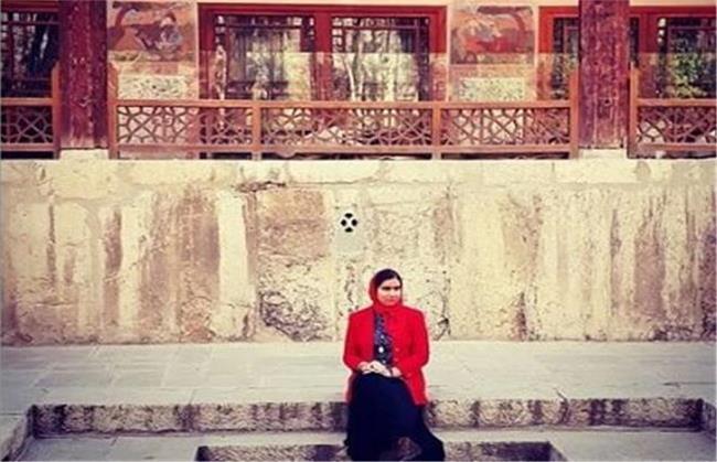 صهبا شرافتی بازیگر نقش روناک در سریال نون-خ