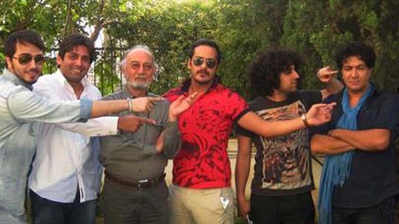 عکسی از پشت صحنه سریال بچه های نسبتا بد