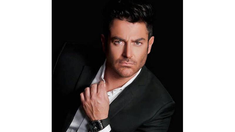 محمدرضا گلزار