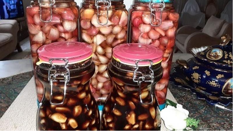 طرز تهیه سیر ترشی را بخوانید