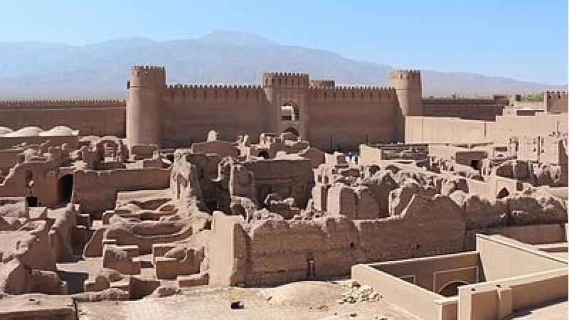 ارگ یا قلعه راین در شهر کرمان، اثر تاریخی باقیمانده از دوران ساسانیان است.