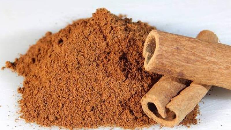 دارچین به چربی سوزی کمک می کند