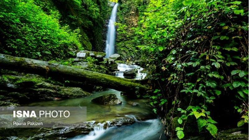 آشبار گزو زیبایی منحصر به فردی دارد