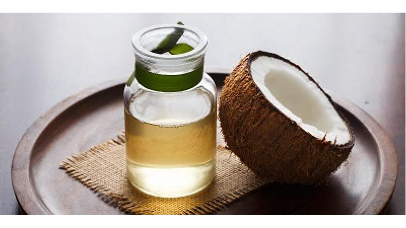 تاثیر روغن نارگیل بر شفافیت پوست