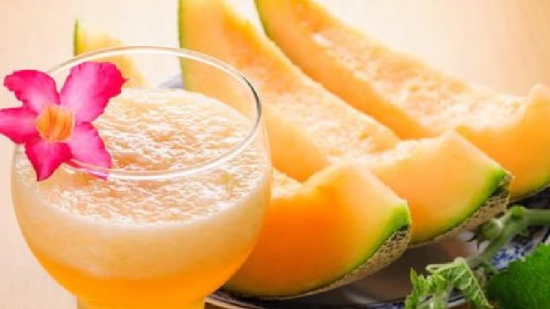 چه طور اسموتی طالبی درست کنیم