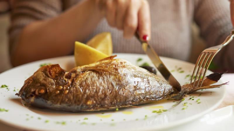 ماهی به داشتن موهای زیبا کمک می کند