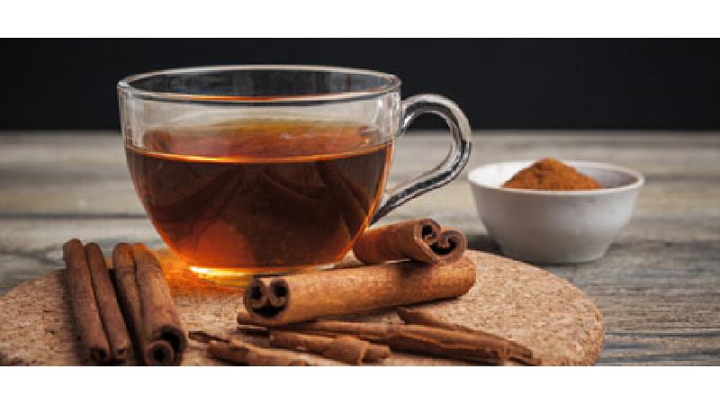 چای دارچین به درمان ترش کردن معده کمک می کند