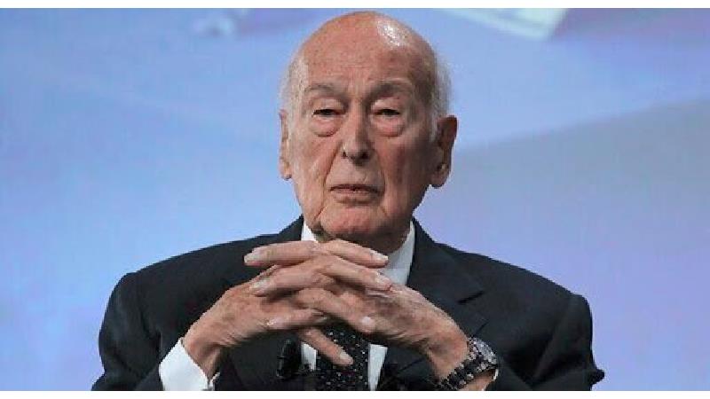 «والری ژیسکار دستن» رئیس جمهوری پیشین فرانسه نیز در ۹۲ سالگی به آزار جنسی متهم شد 