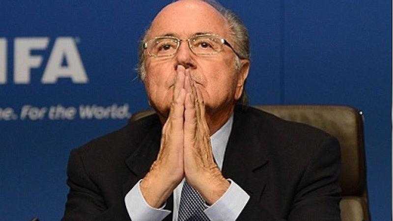 از بین چهره‌های مطرح در دنیای ورزش «سپ بلاتر» رئیس سابق فدراسیون بین‌المللی فوتبال (فیفا) از سوی «هوپ سولو» دروازه‌بان تیم فوتبال زنان آمریکا به آزار و اذیت جنسی متهم شد.