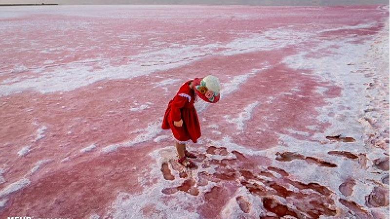 دریاچه مهارلو چه دیدنی هایی دارد