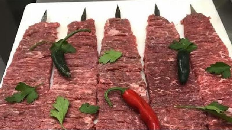 چه طور در خانه کباب برگ درست کنیم