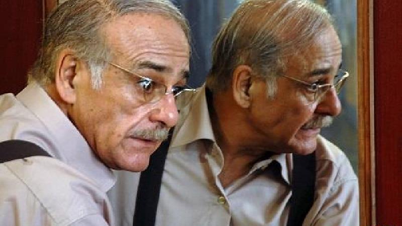 رضا بابک در فیلم بنفشه آفریقایی