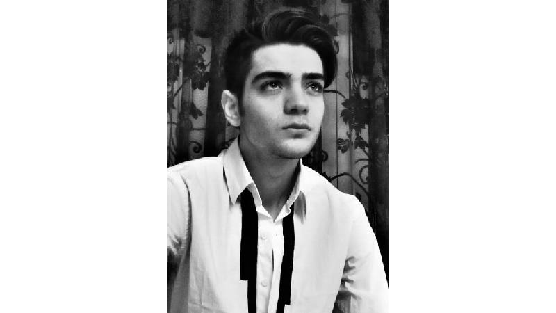 متین عزیزپور بازیگر نقش عیسی در سریال خواب و بیدار