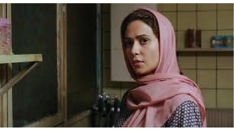 پریناز ایزدیار در فیلم تابستان داغ