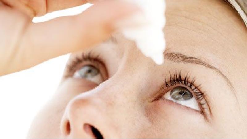 خشکی چشم را چگونه می توان درمان کرد