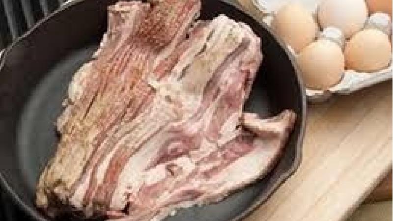 با بیکن گوشت چه غذایی درست کنیم