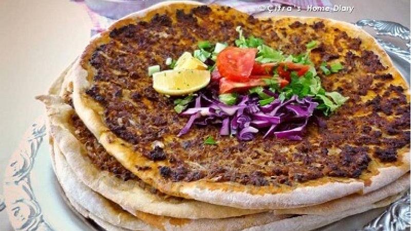 لاه ماجون غذای مشهور ترکیه ای است