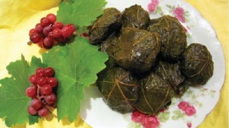 دلمه برگ مو را چه طور درست کنیم