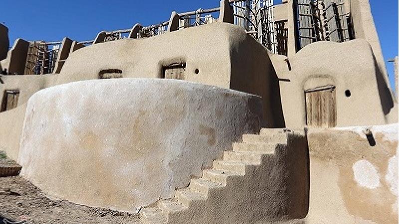 شهر نشتیفان آثار تایخی زیادی دارد