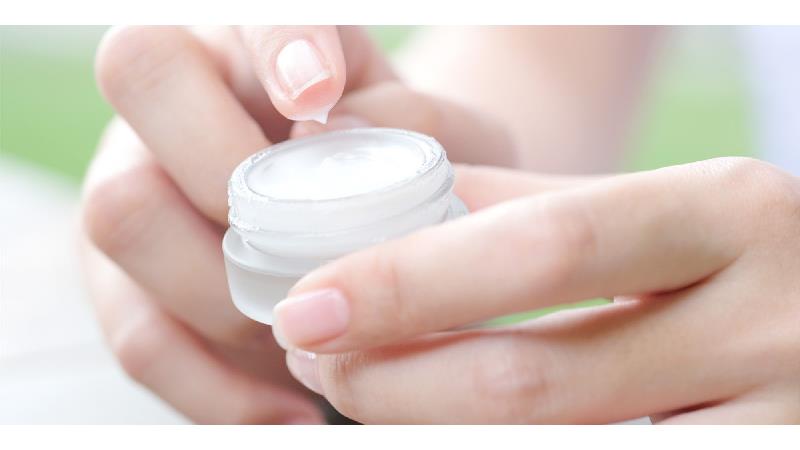 ویتامین E چه کمکی به پوست می کند