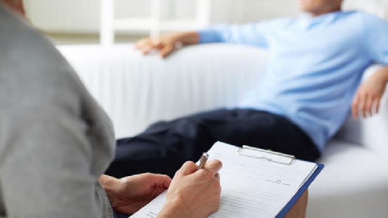 در چه شرایطی باید نزد روان شناس برویم